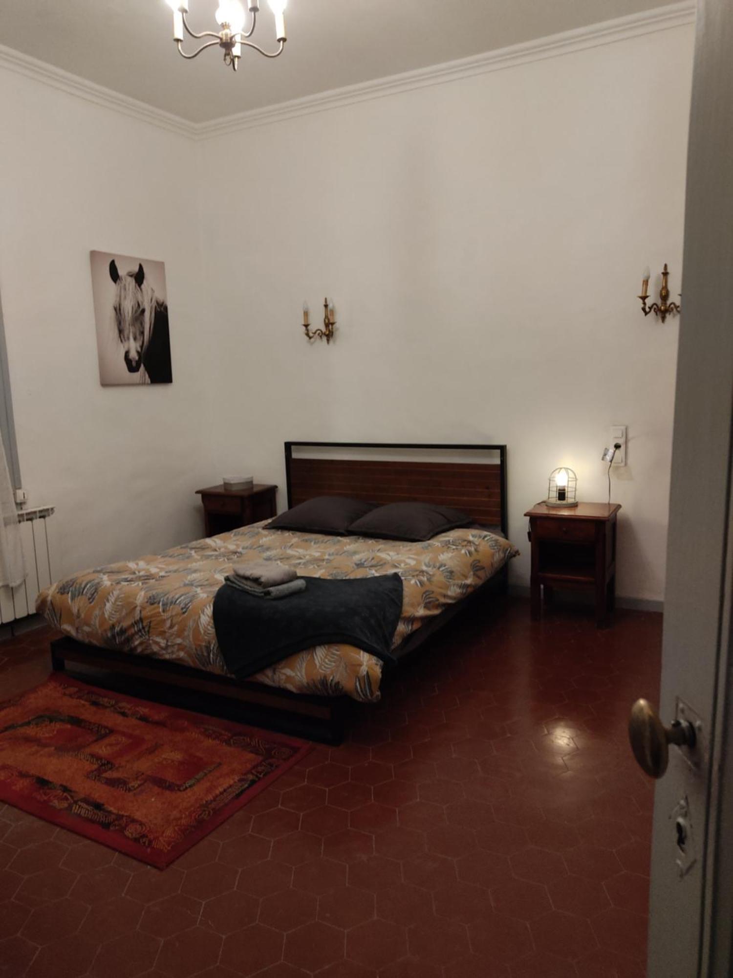 Experience Unique Dans Un Lieu Magique Hotell Vergèze Exteriör bild